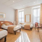 Hotel Busby