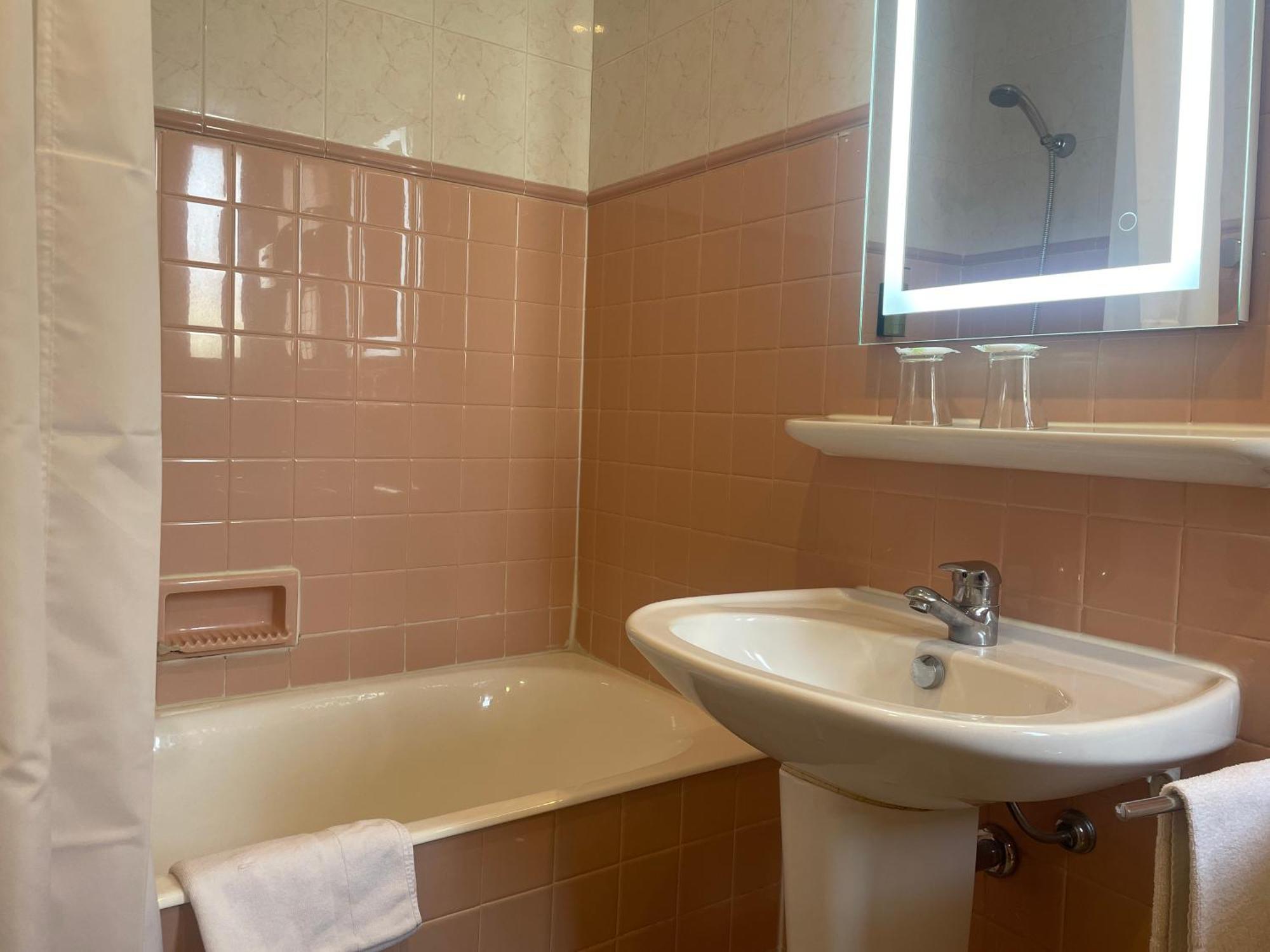 Hotel Busby Nizza