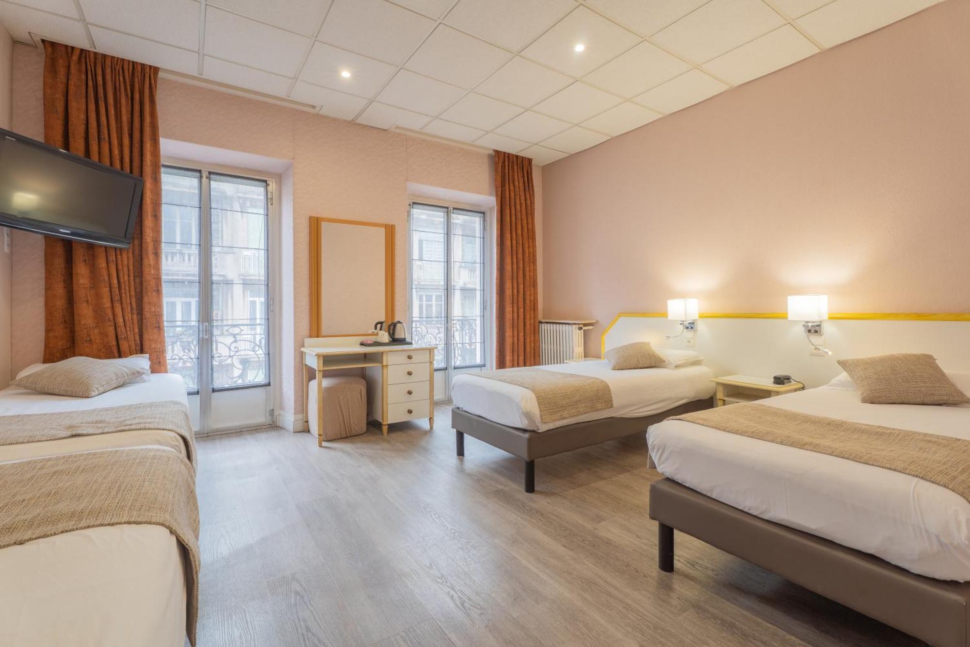 Hotel Busby Nizza