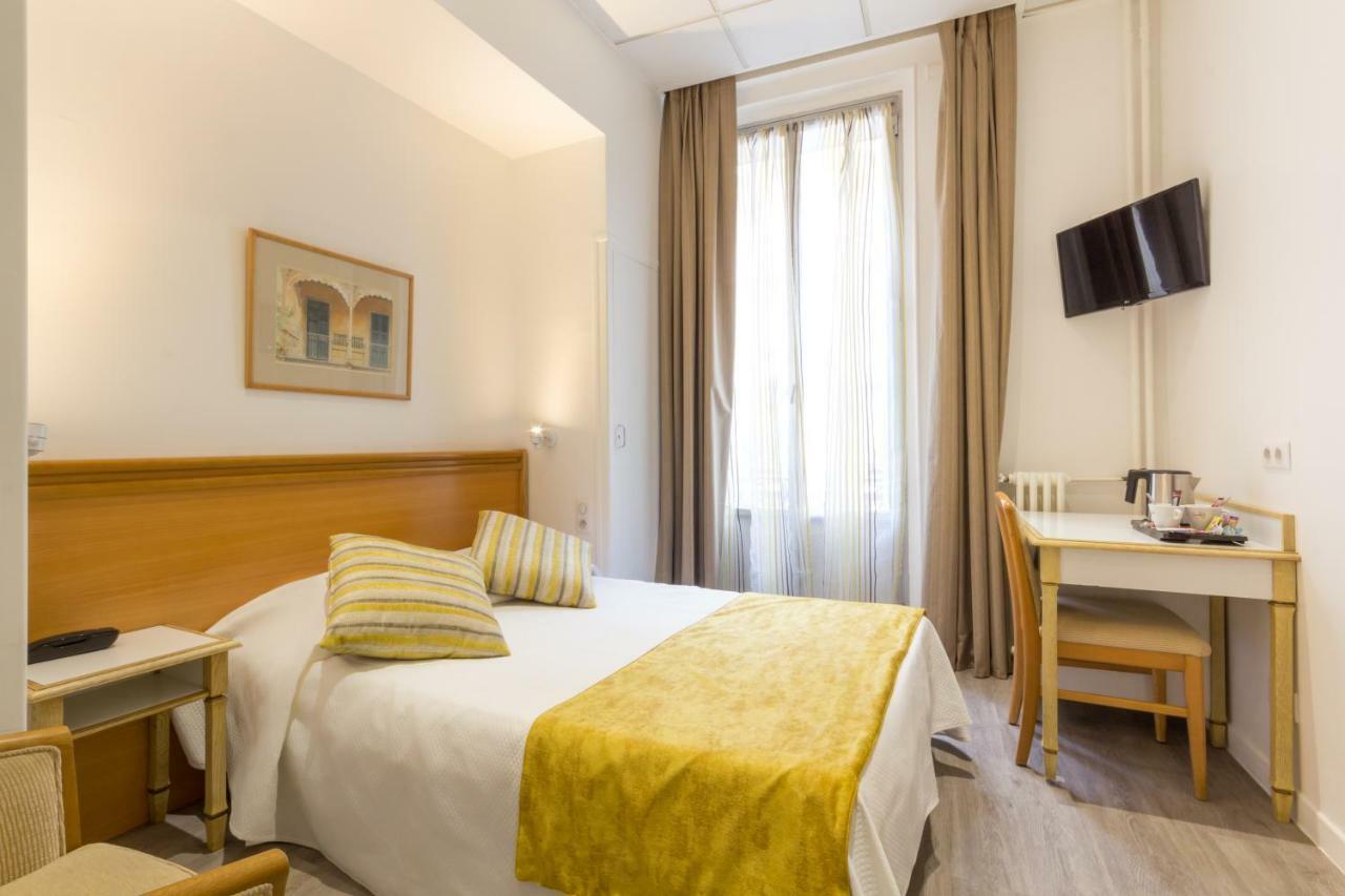 Hotel Busby Nizza